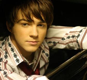 Drake Bell